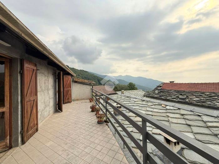 Casa quadrilocale in vendita in Frazione Fornelli, Monastero di Lanzo