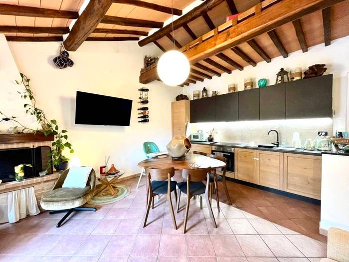 Appartamento trilocale in vendita in Via Felice Cavallotti, Centro, Massa