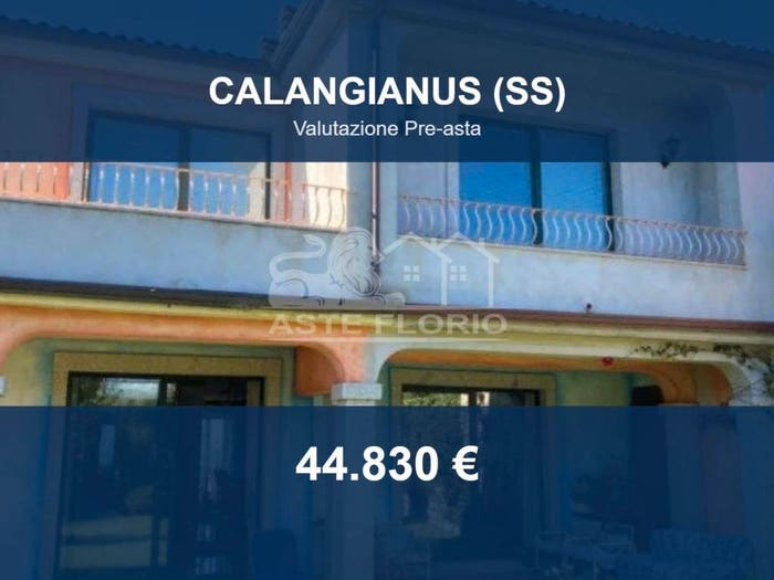 Appartamento con 6 locali in vendita in Via Luras, Calangianus