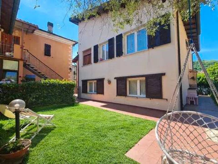 Casa con 6 locali in vendita in Via Provinciale, Romito Magra, Arcola