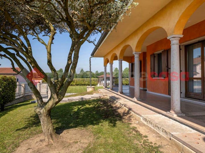 Casa con 6 locali in vendita in Via Doltra, Centro, Isola della Scala