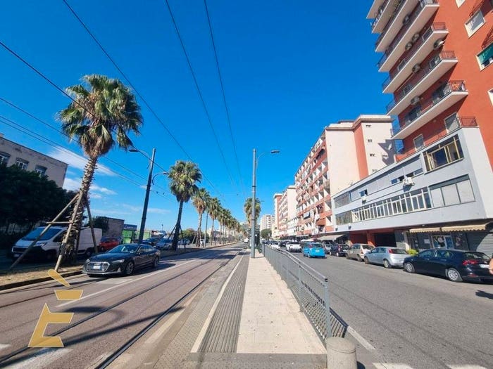 Appartamento trilocale in vendita in Via Giovanni Tappia, Garibaldi Ferrovia, Napoli