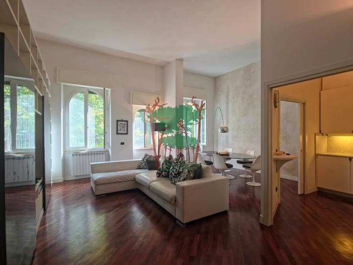Appartamento quadrilocale in vendita in Via Gioacchino Rossini, Città Giardino, Viareggio