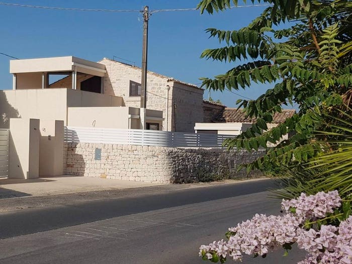 Casa con 5 locali in vendita in Via Rocciola Scrofani, Modica Sorda, Modica