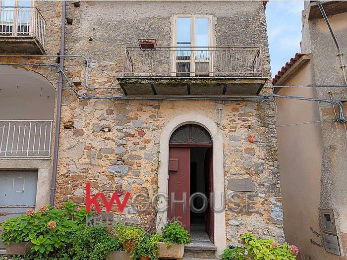 Casa con 6 locali in vendita in Via Sorrentini, Centro, San Mauro Cilento