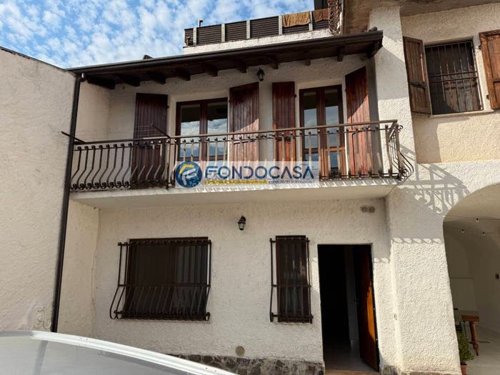 Casa trilocale in vendita in via dante alighieri, Solarolo, Manerba del Garda