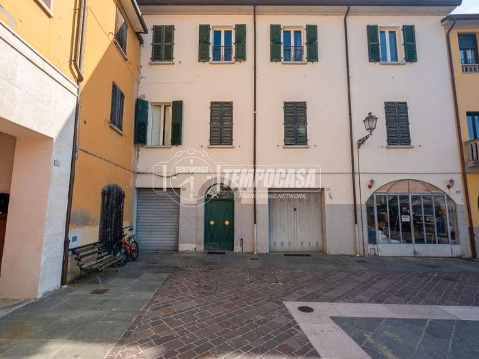 Appartamento bilocale in vendita in Piazza Luigi Sasdelli, Centro, Casola Valsenio