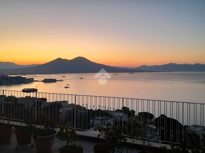 Casa quadrilocale in vendita in Via Alessandro Manzoni, Posillipo, Napoli