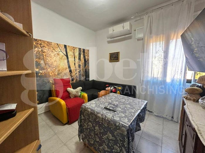 Appartamento trilocale in vendita in via Mitelli, Bolognina, Bologna