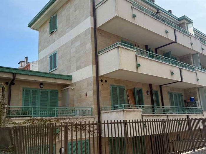 Appartamento trilocale in vendita in via XXIII MARZO, Melegnano
