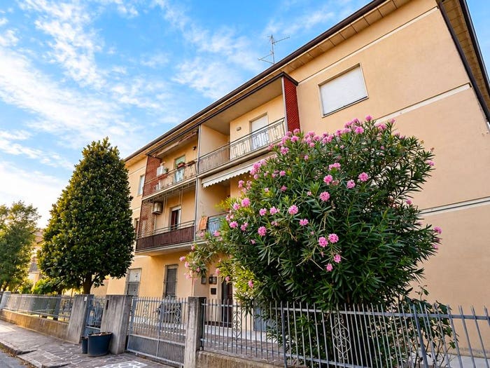 Appartamento con 5 locali in vendita in Via Joffre Salvarani, Cibeno, Carpi