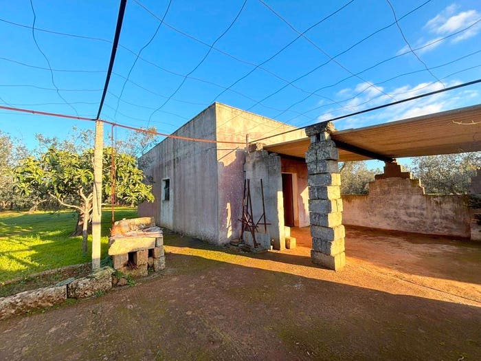 Casa trilocale in vendita in Strada Vicinale Matine Tagliate, Tiggiano