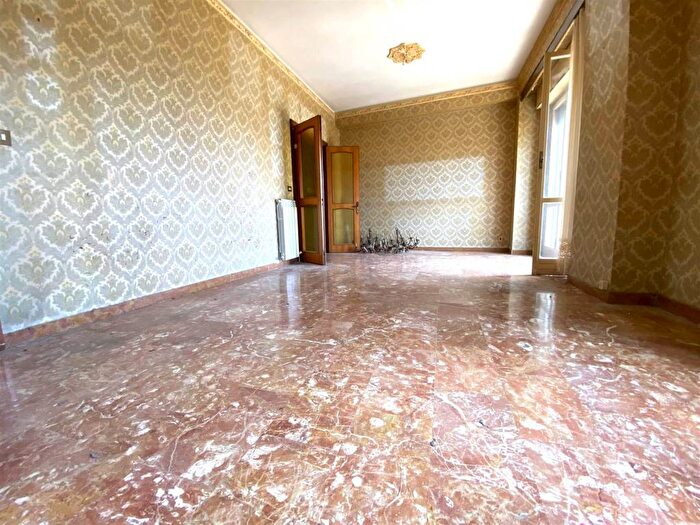 Appartamento con 5 locali in vendita in Pontegrande Sant'Elia, Catanzaro