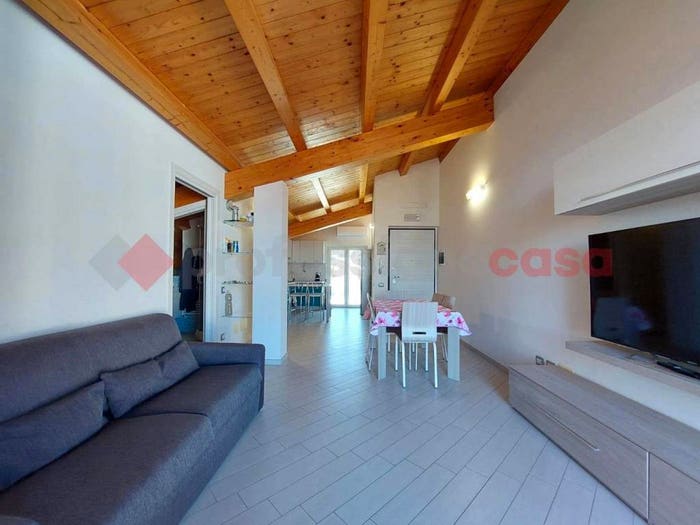 Appartamento trilocale in vendita in Via Achimede, Tortoreto Lido, Tortoreto
