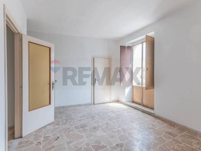 Casa con 5 locali in vendita in Via Acquanuova, Centro, Caltagirone