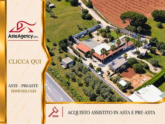 Casa con 6 locali in vendita in Via vecchia presicce località schide, PresicceAcquarica