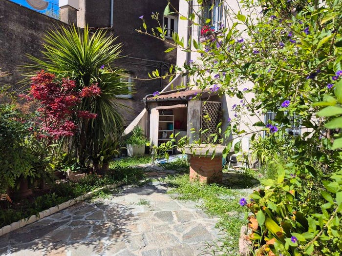 Appartamento trilocale in vendita in Piazza Sant'Agostino, Verezzi, Borgio Verezzi