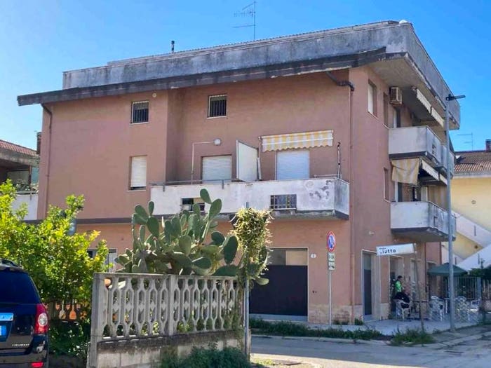 Appartamento quadrilocale in vendita in Vicolo Giotto, Silvi Marina, Silvi