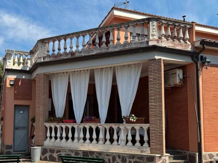 Casa con 5 locali in vendita in Via Ippocastani, Villa Claudia, Anzio