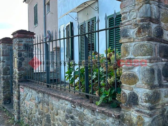Casa con 5 locali in vendita in Centro, Agliana