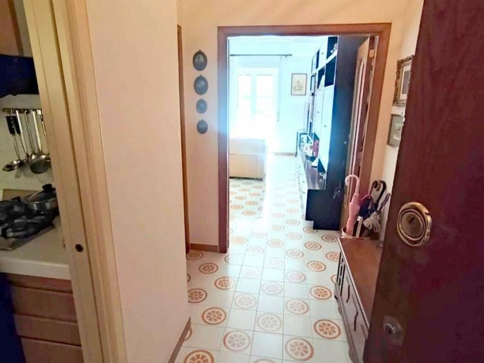 Appartamento quadrilocale in vendita in Via Giulio Palermo, Rione Alto, Napoli