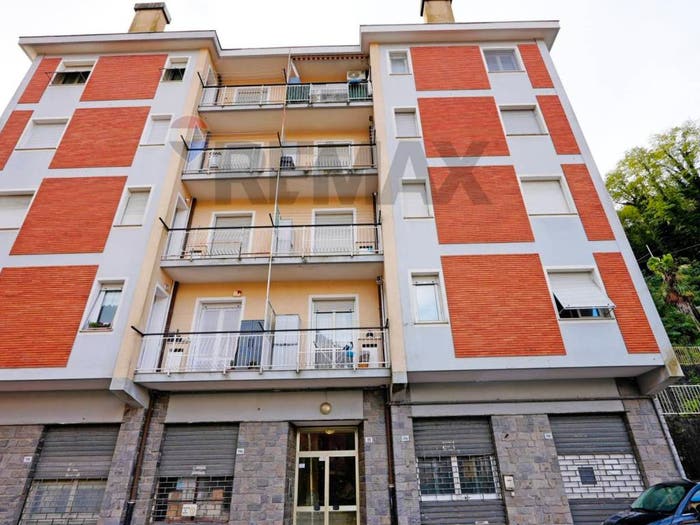 Appartamento trilocale in vendita in VIA SANTISSIMO NOME DI GESU' n Interno, Geo, Ceranesi