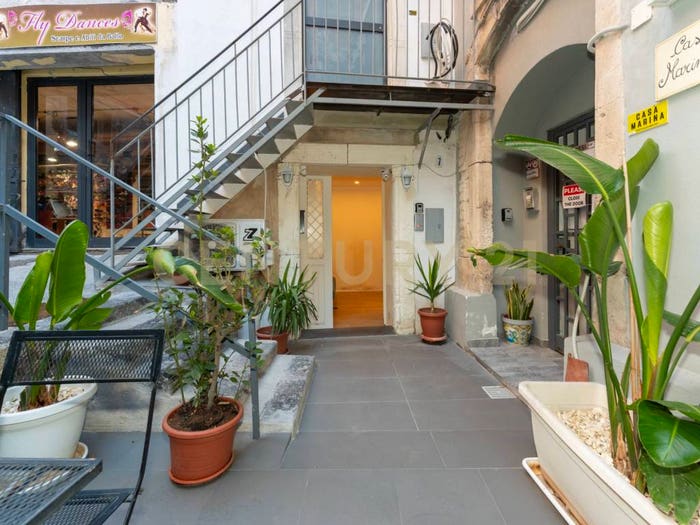 Appartamento con 6 locali in vendita in Via Alfieri, Centro Storico, Catania
