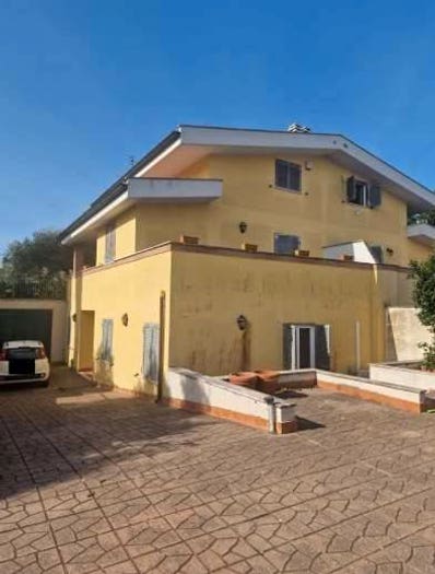 Casa quadrilocale in vendita in Via Passo del Muraglione, Cioccati Zucchetti, Nettuno