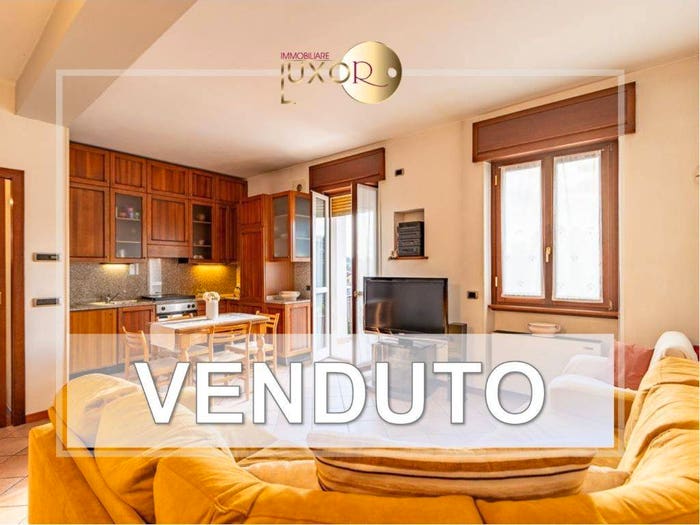 Appartamento trilocale in vendita in Via Giovanni XXIII, Centro, Missaglia