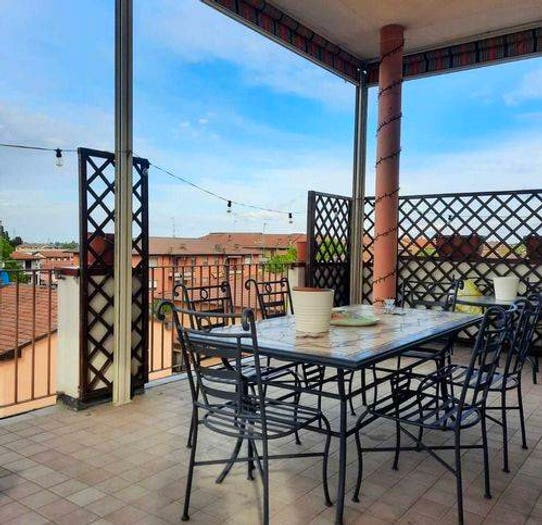 Casa quadrilocale in vendita in Roveleto, Cadeo