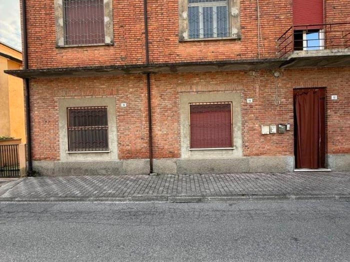 Appartamento trilocale in vendita in Centro, Ostiglia