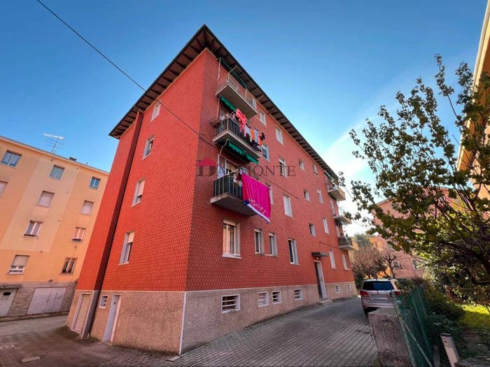 Appartamento quadrilocale in vendita in Via Arnaldo da Brescia, Borgo Panigale, Bologna