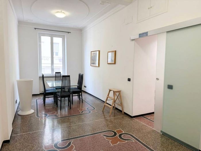 Appartamento con 6 locali in vendita in Via Nizza, Albaro, Genova