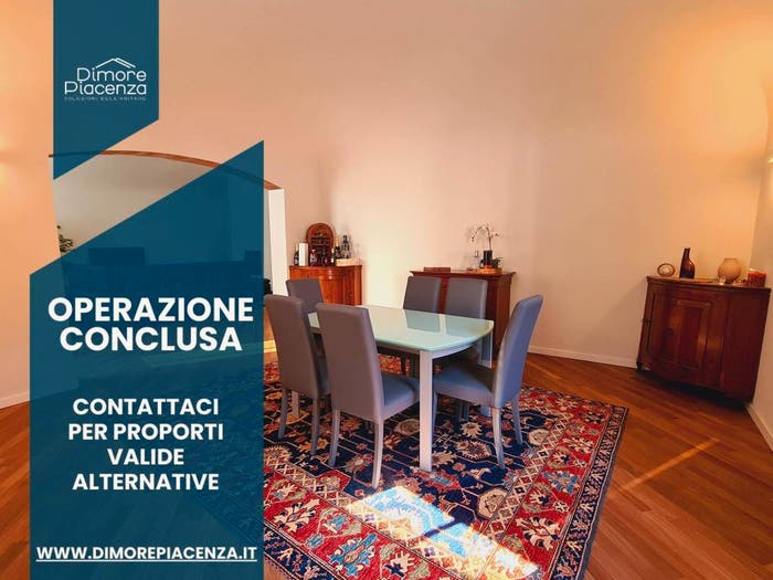 Appartamento con 5 locali in vendita in Via Cristoforo Poggiali, Centro Storico, Piacenza