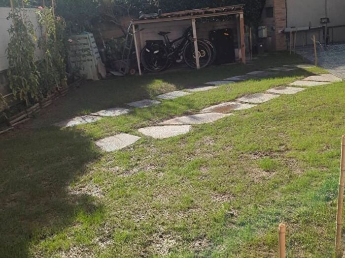 Appartamento con 5 locali in vendita in Via del Pigone, Seravezza
