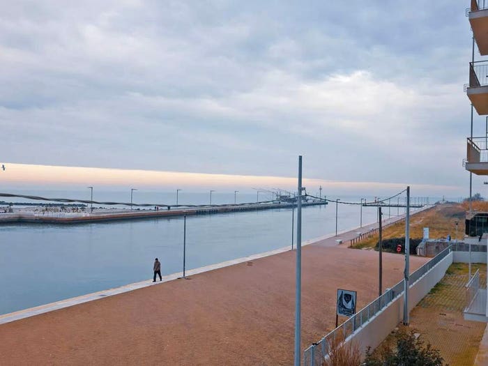 Appartamento trilocale in vendita in Via Edmondo De Amicis, Lido degli Estensi, Comacchio