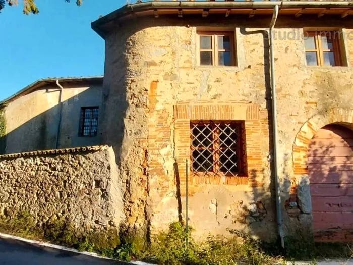 Casa con 6 locali in vendita in Via Antichi, Camaiore Paese, Camaiore