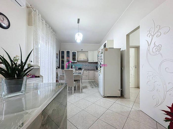 Appartamento trilocale in vendita in Corso Vittorio Emanuele III, Centro, Marigliano