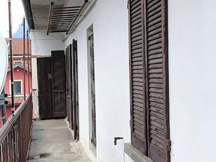 Appartamento trilocale in vendita in Via Milano, Centro, PremoselloChiovenda
