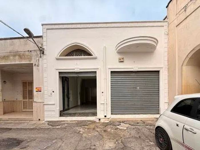 Appartamento quadrilocale in vendita in Vico Salandra No Number, Centro, Veglie