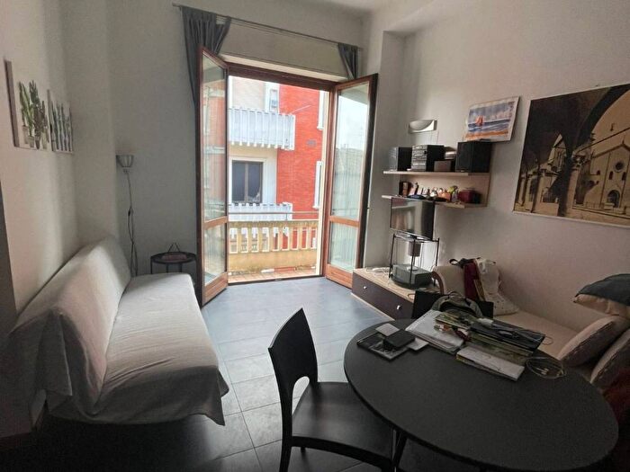 Appartamento bilocale in vendita in Via Nicola Sabbatini, Centro Storico, Pesaro