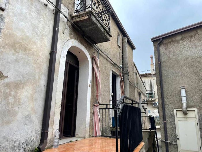Appartamento bilocale in vendita in Corso Giuseppe Mazzini Vico, Centro, Bisignano