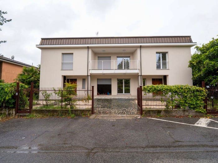 Casa con 6 locali in vendita in Via Machiavelli, Lesmo