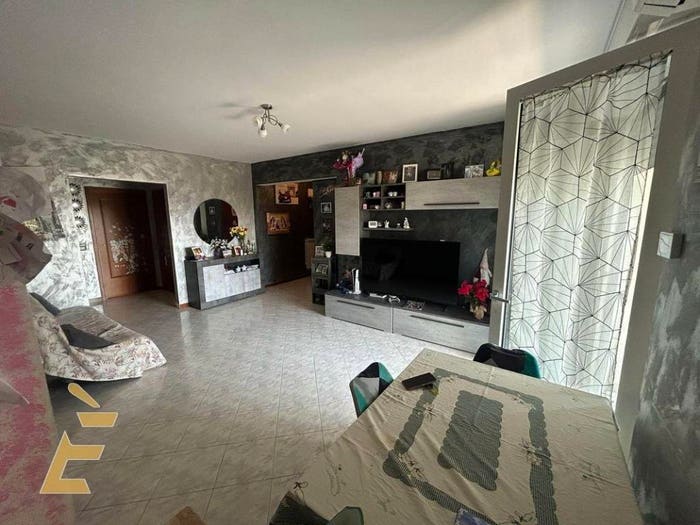 Appartamento quadrilocale in vendita in Via Bruxelles, Inghilterra Zona, Aprilia