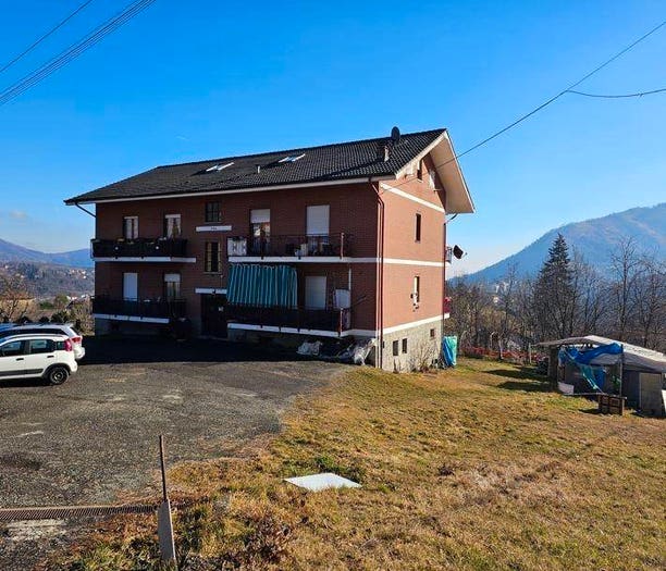 Appartamento bilocale in vendita in Reg Momello bis, Lanzo Torinese