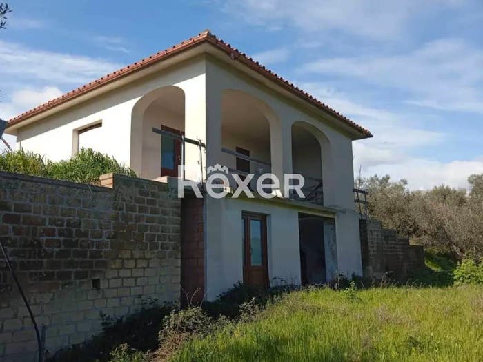 Casa con 5 locali in vendita in Strada Provinciale, Farnese
