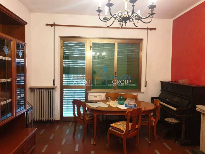 Appartamento con 6 locali in vendita in Viale Roma, Centro, Massa