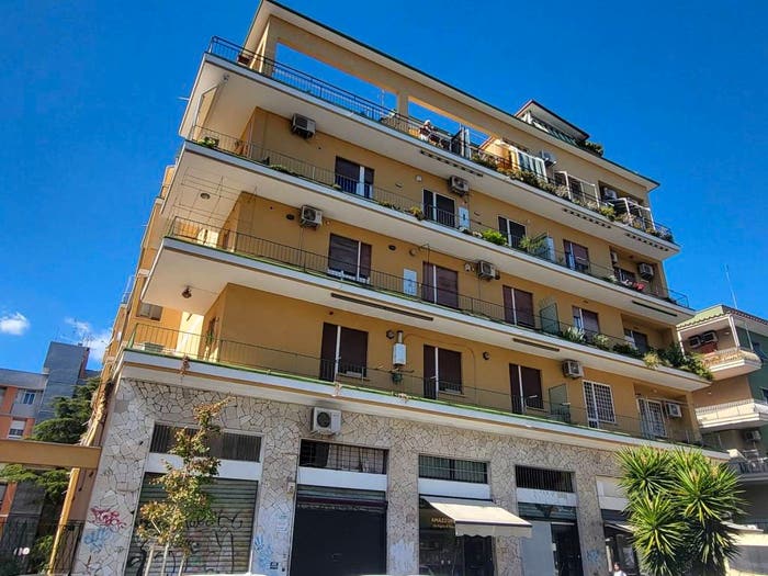 Appartamento trilocale in vendita in Via Filippi, San Paolo, Roma