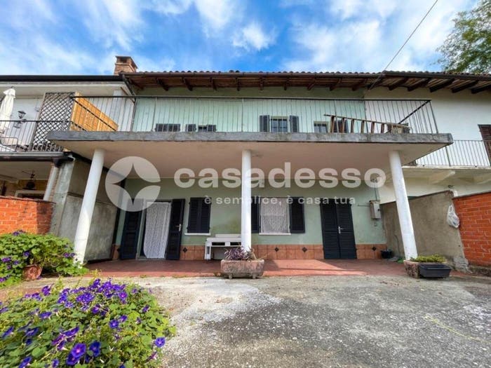 Casa con 5 locali in vendita in Via Vallese, Robella