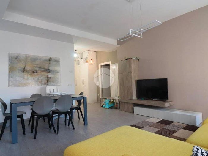 Appartamento quadrilocale in vendita in Piazza G Carducci, Centro, Grottammare